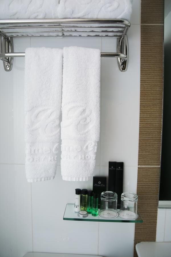 ไพรม์ ซิตี้ รีสอร์ต โฮเต็ล Hotel อังเฮเลส ภายนอก รูปภาพ