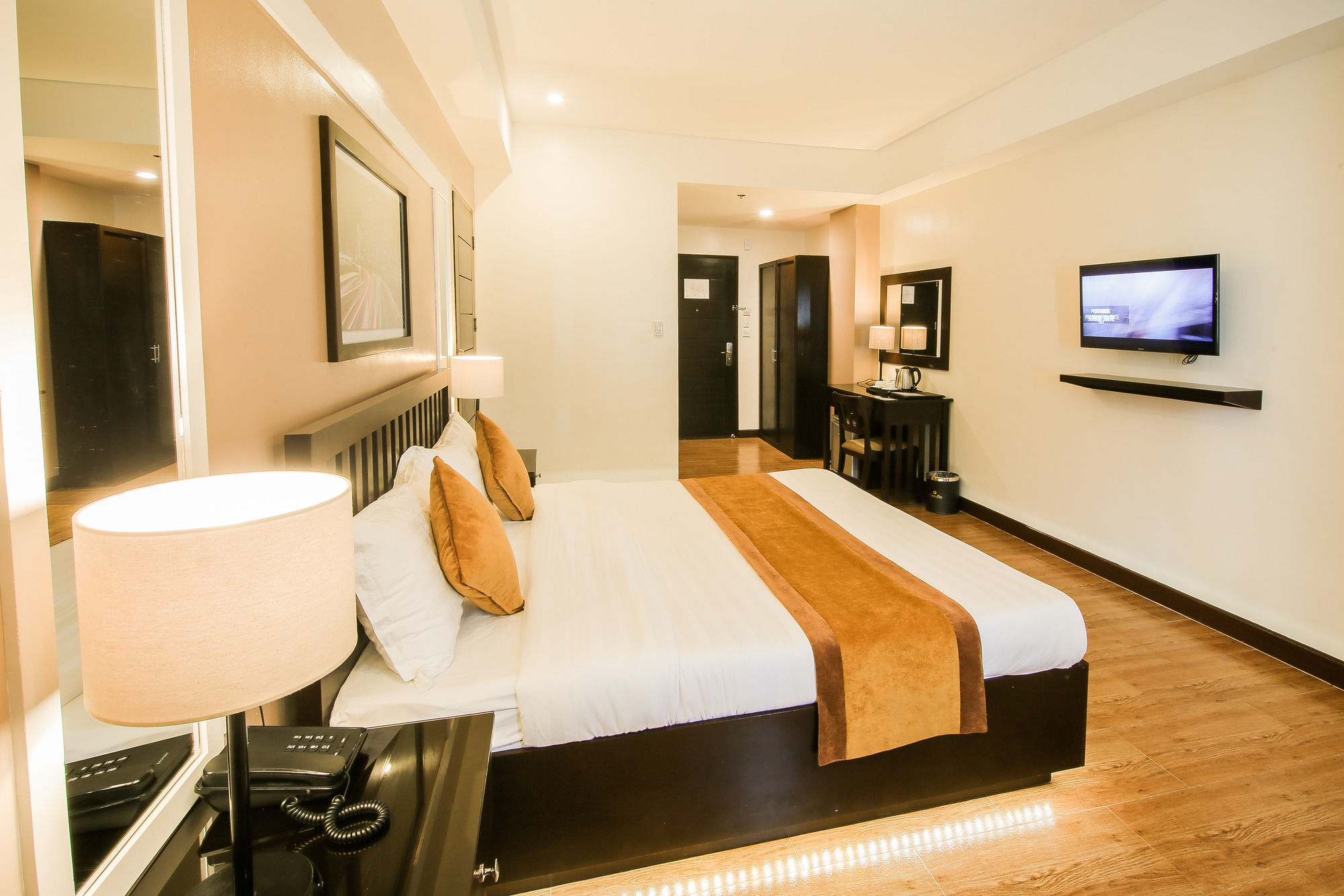 ไพรม์ ซิตี้ รีสอร์ต โฮเต็ล Hotel อังเฮเลส ภายนอก รูปภาพ