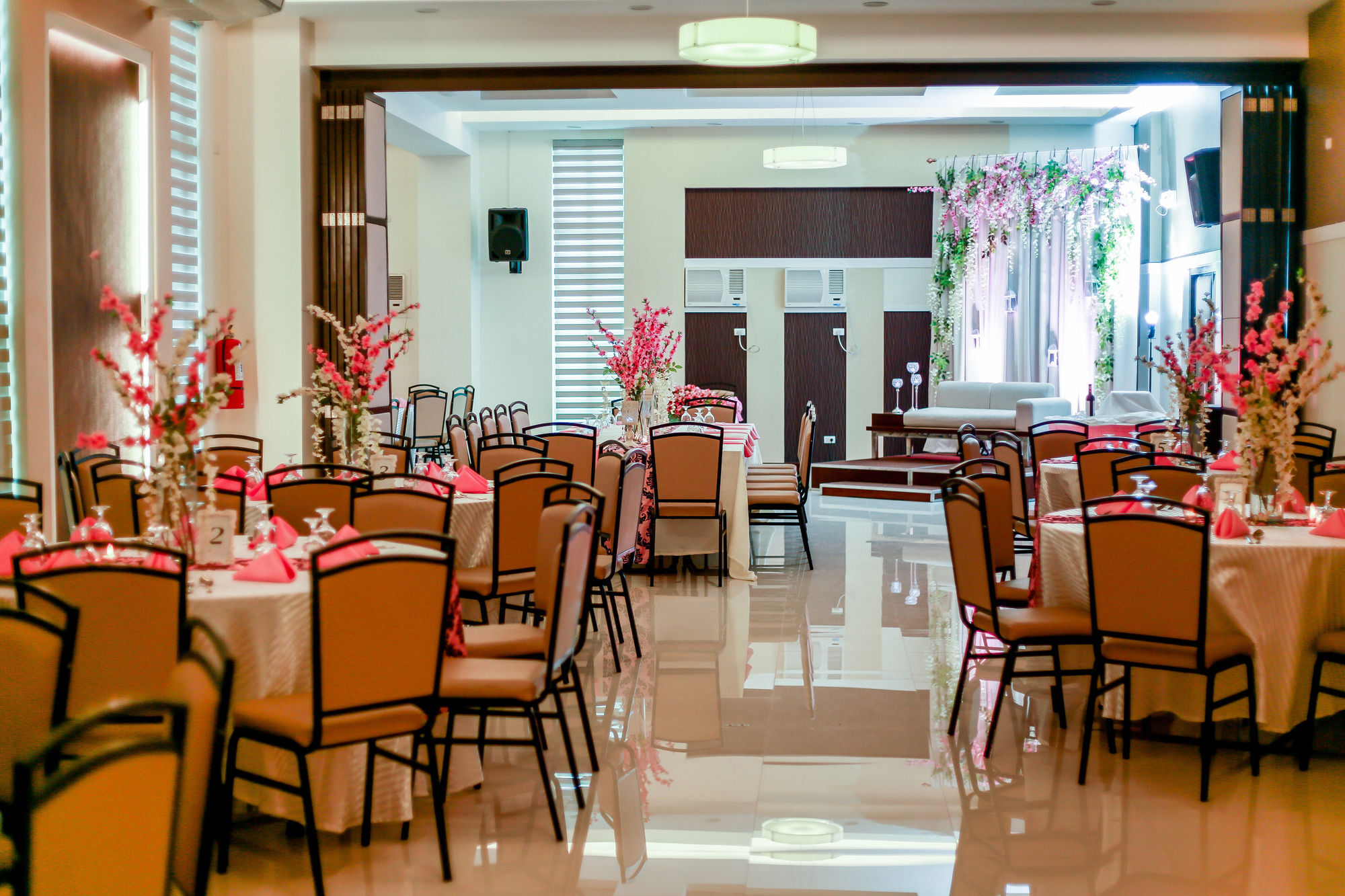 ไพรม์ ซิตี้ รีสอร์ต โฮเต็ล Hotel อังเฮเลส ภายนอก รูปภาพ